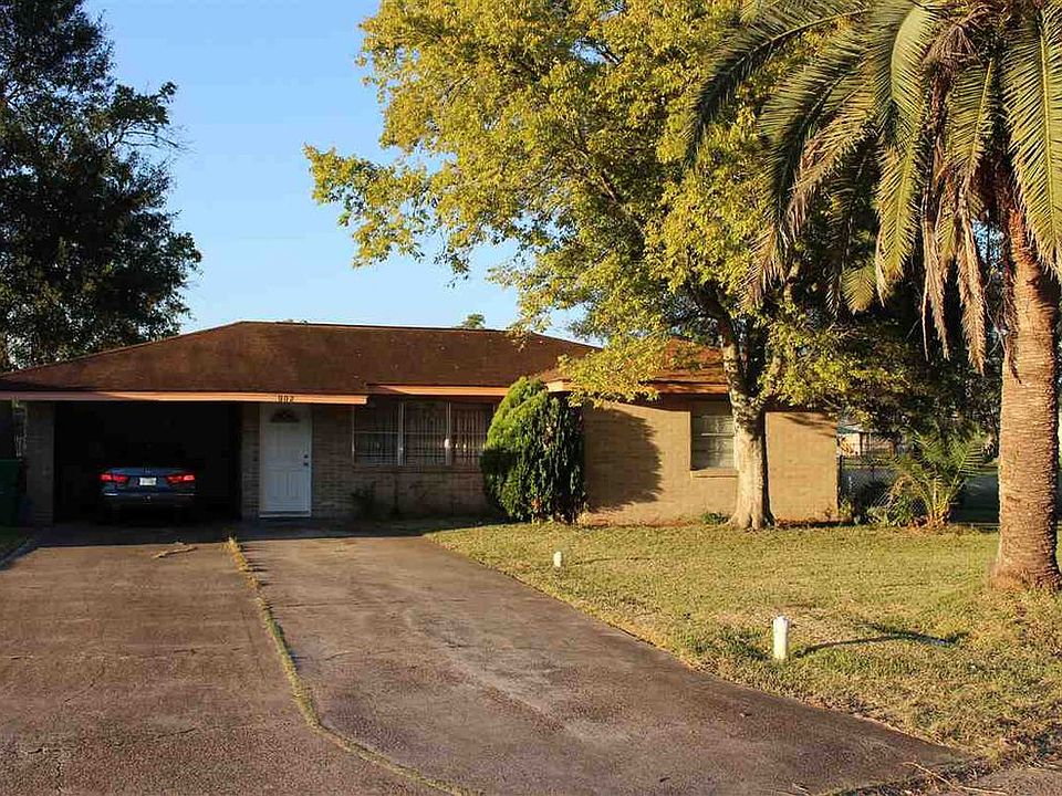 1st image of 902 Cooper Dr