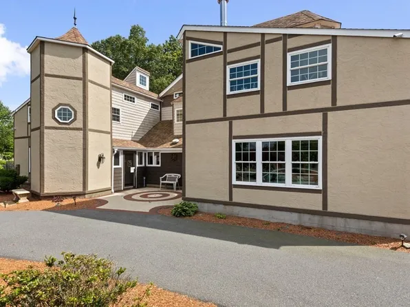 282 Cushman Rd, North Attleboro, MA 02760