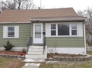 10 N Oak Street, Street, NY 10977