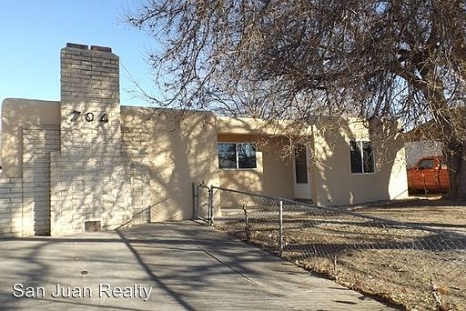 1st image of 704 El Paso Dr
