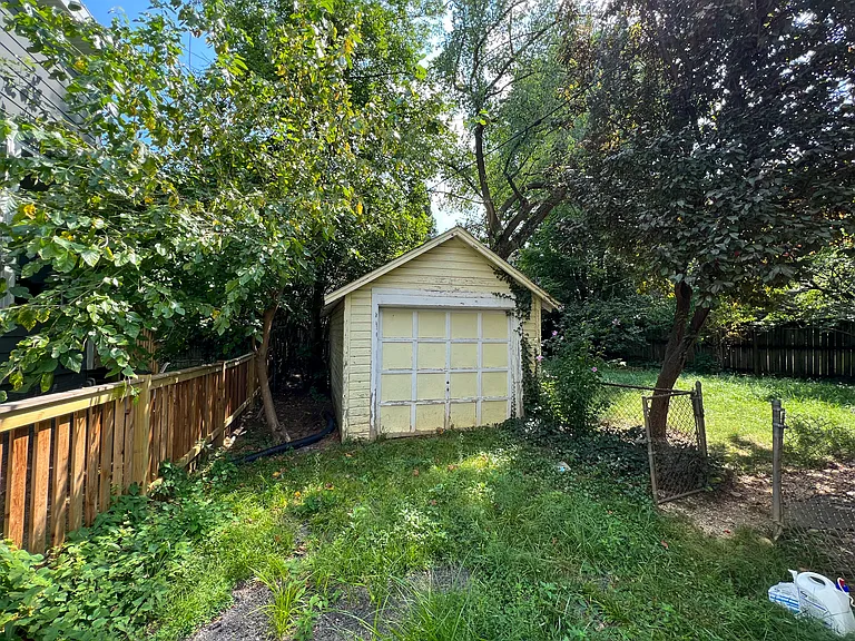 931 N Edgewood St — Photo 28
