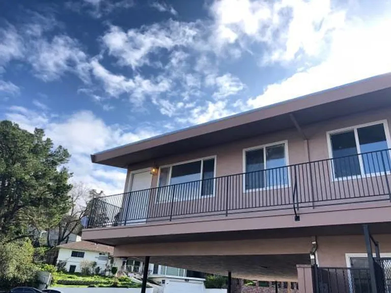 1655 Tuolumne St #4 — Photo 1