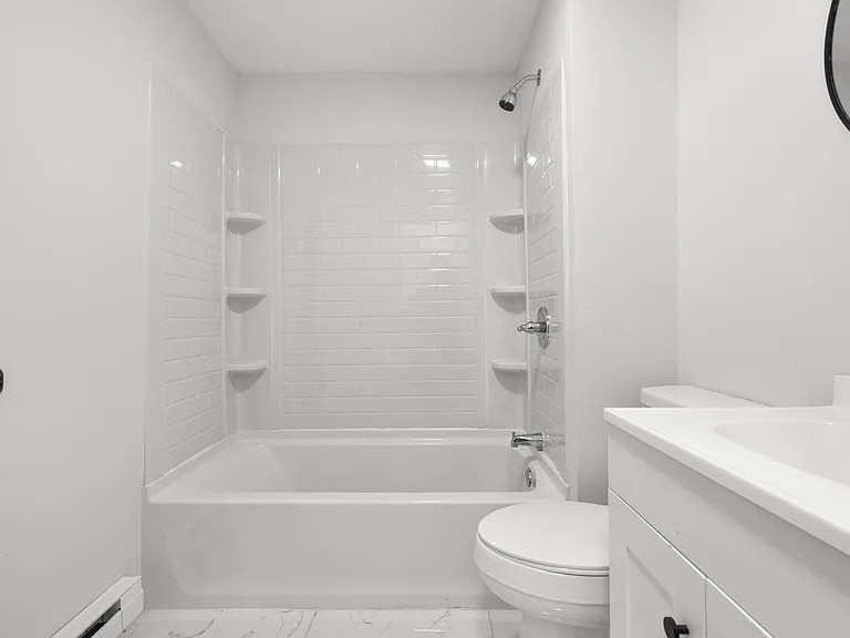 146 Hobart St #2 — Photo 6