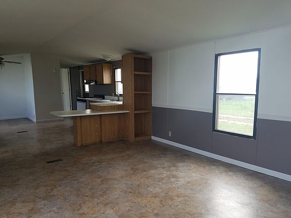 Living room/ Kitchen