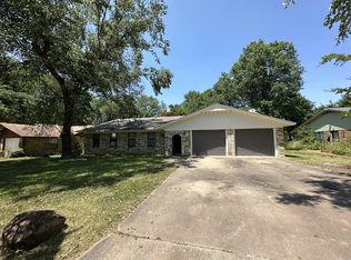 2147 W Loren Cir, Fayetteville, AR 72701