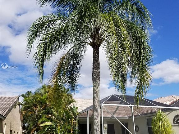 5th image of 900 Savannah Falls Dr #900