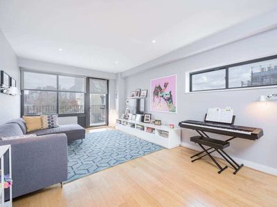 1055 47th Ave APT 5F, Long Island City, NY, 11101
