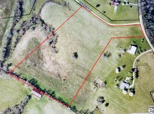 1 Yoder Tipton Rd, Taylorsville, KY 40071