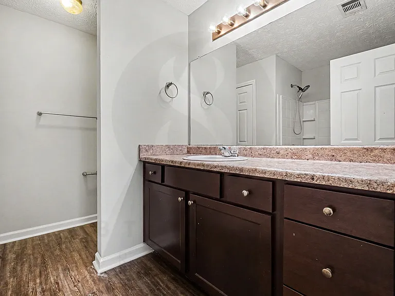 4561 Parkway Cir — Photo 20