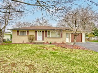 86 Centerwood Dr, Rochester, NY 14616