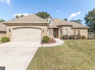 305 Legacy Park Dr, Perry, GA 31069