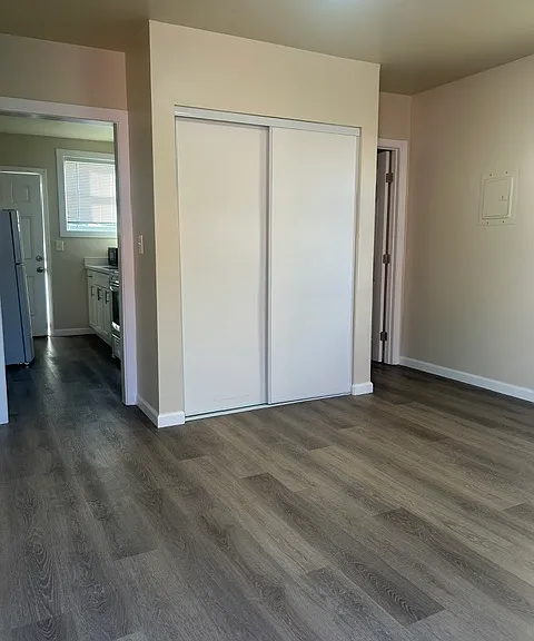 3721 Allendale Ave #F — Photo 3