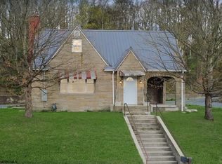 303 E State Ave, Terra Alta, WV 26764