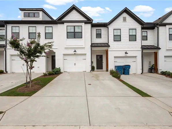 166 N Auburn Landing Pl, Auburn, GA 30011