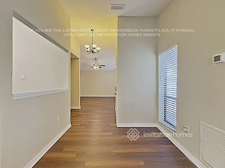 162 Overstreet Ct — Photo 3