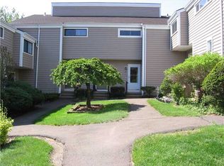 67 Monticello Dr, Branford, CT 06405