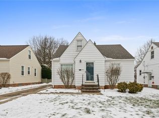 1332 Mayfield Ridge Rd, Mayfield Heights, OH 44124