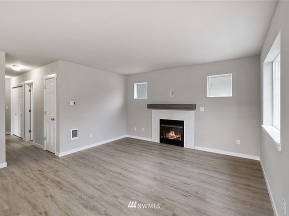3rd image of 14822 36th Avenue Ct E #1