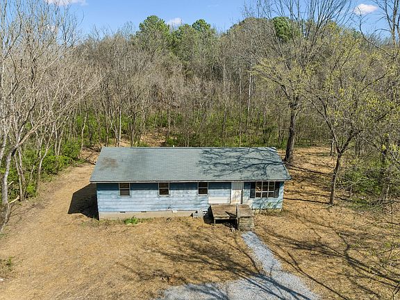 2nd image of 2790 Owl Hollow Rd
