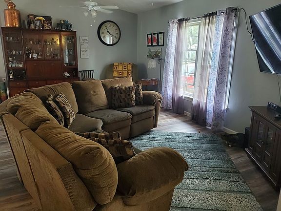 4th image of 1148 37th Ave