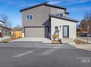 144 E Howard Ln, Boise, ID 83706
