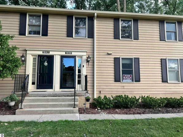 1838 Burcham Dr, East Lansing, MI 48823