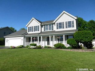 42 Red Spruce Ln, Rochester, NY 14616