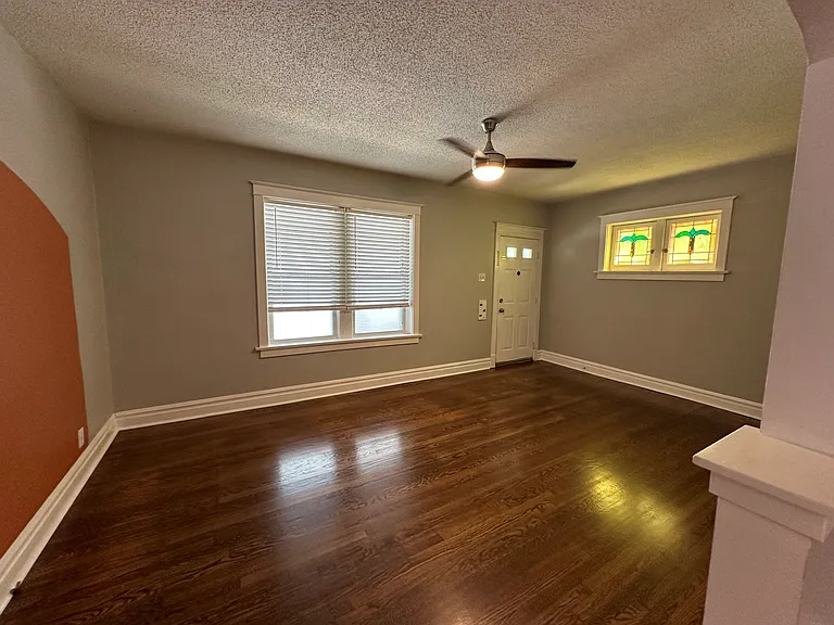 5828 Goener Ave — Photo 5