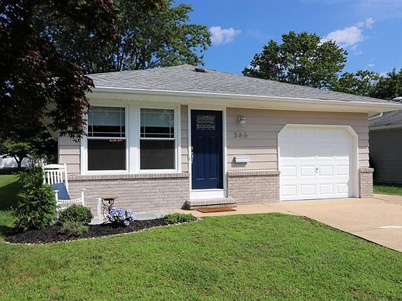 3rd image of 366 Saint Thomas Dr