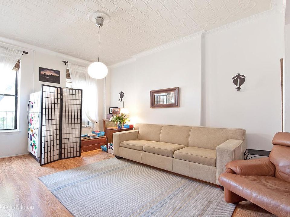2nd image of 372 Court St APT 2