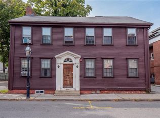 69 Spring St, Newport, RI 02840