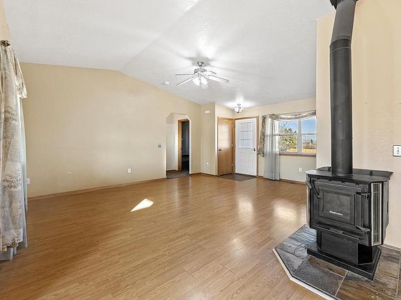 4th image of 723 Rising Sun Ln