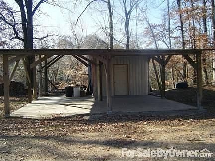 2 Carport / Tool Shed