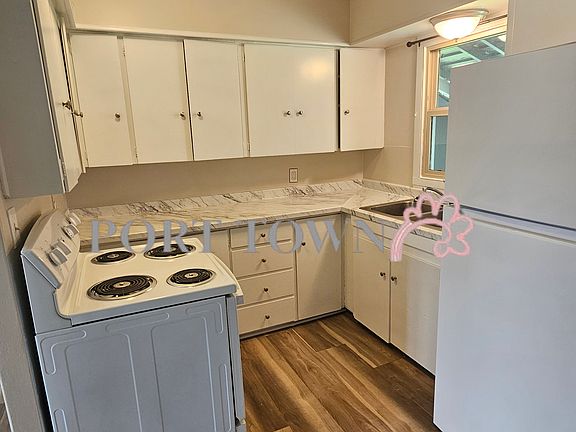 1 & 2 Bedroom Kitchen