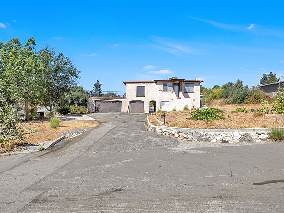 3rd image of 3837 El Caminito