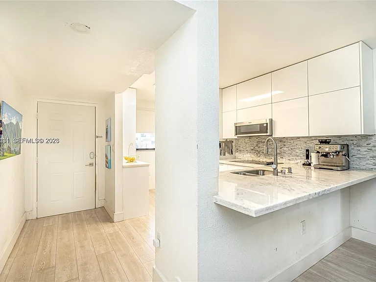 9856 Nob Hill Ln #9856 — Photo 16