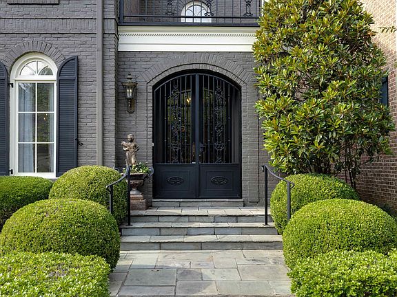 2nd image of 7146 Gallery Ct