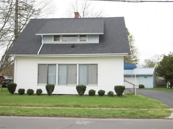 654 W Main St, Geneva, OH 44041