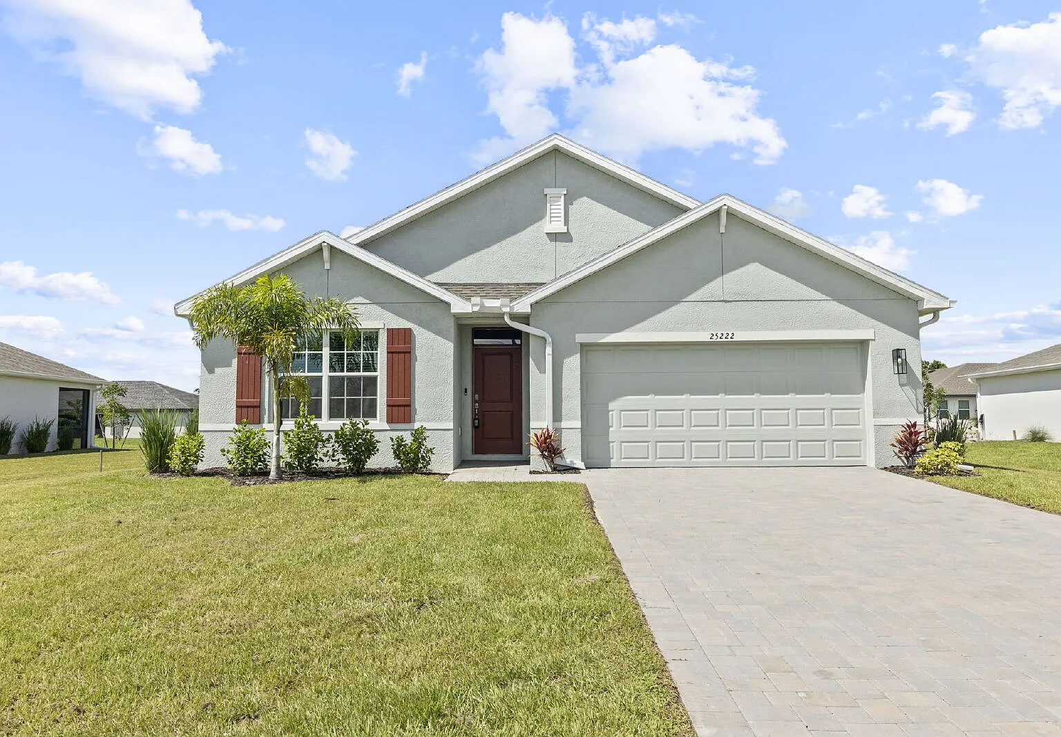 4 bed, 2.0 bath, 1828 sqft, $1,950 — Photo 1