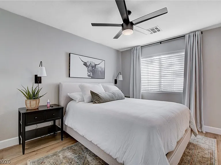 10400 Raining Sky St — Photo 31