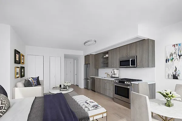 Rented by Greystar | media 26