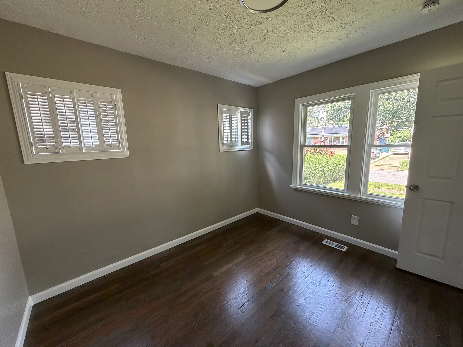 2 bed, 672 sqft, $1,195 — Photo 4