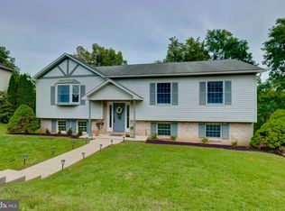 107 Litchfield Rd, Harrisburg, PA 17112