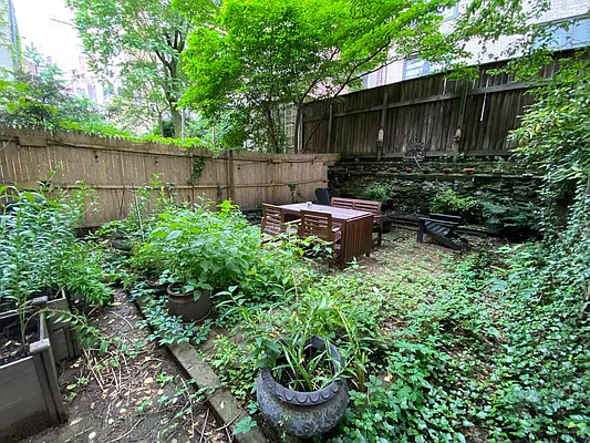 Rented by Guidance Realty Corp. | media 7