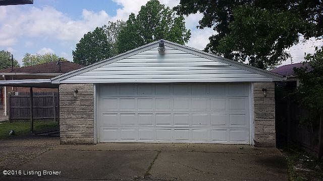 2nd image of 5506 Mariemont Rd