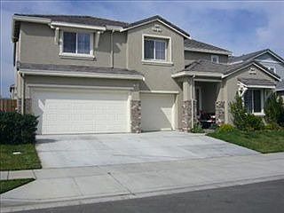 1st image of 215 Abelia Ln