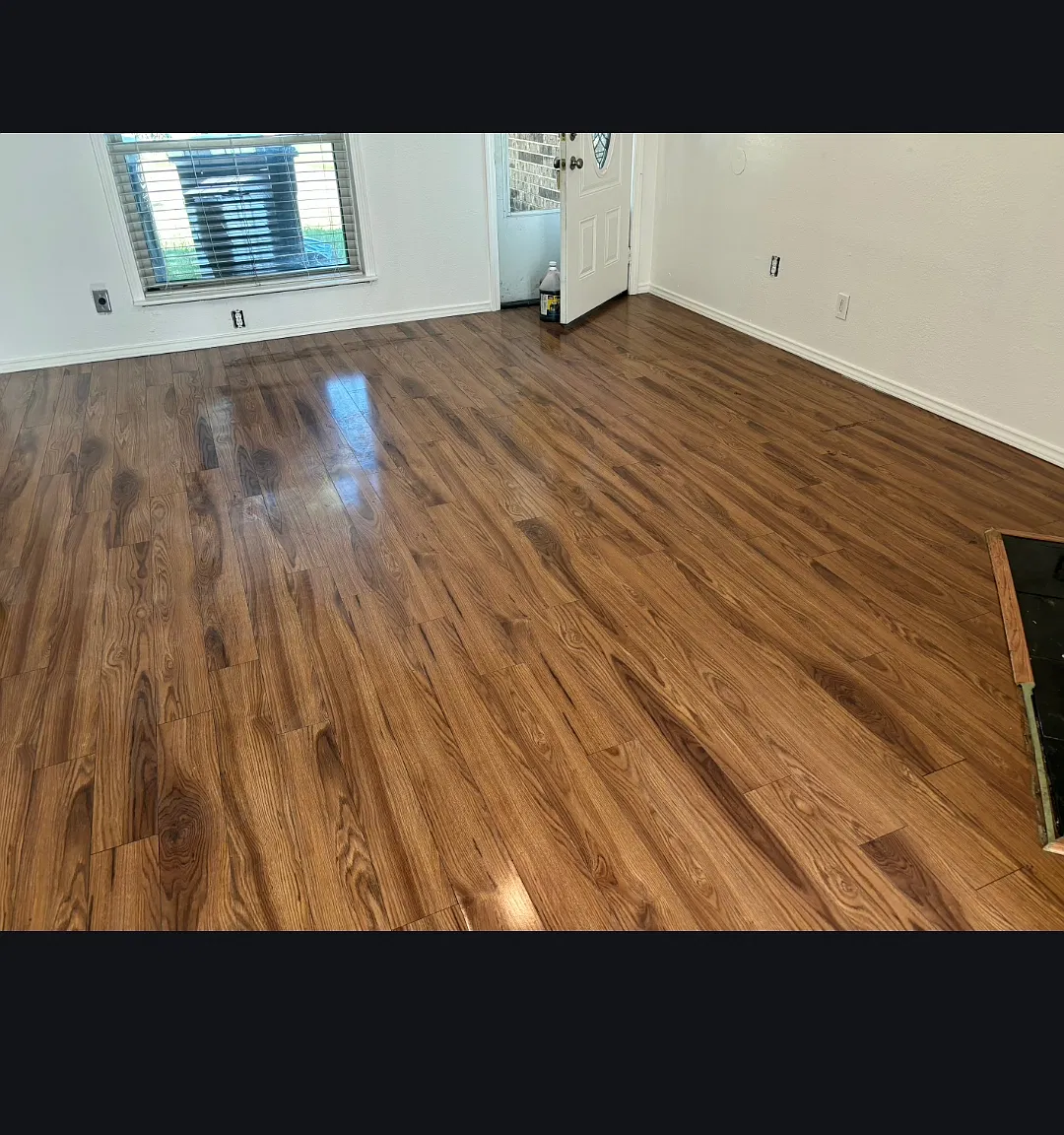 3 bed, 1220 sqft, $1,875 — Photo 2
