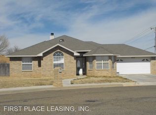 3924 Ben Hogan Dr, Clovis, NM 88101