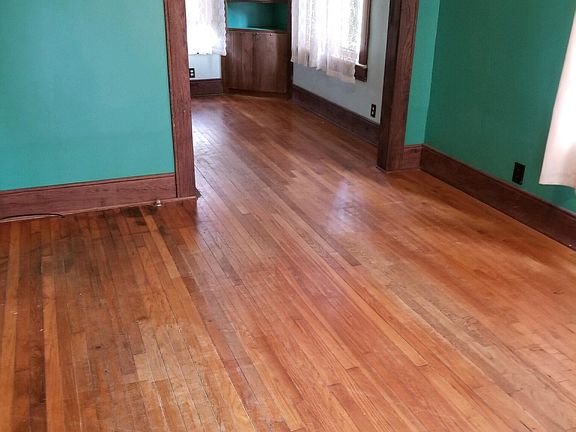 4th image of 729 Cleveland St