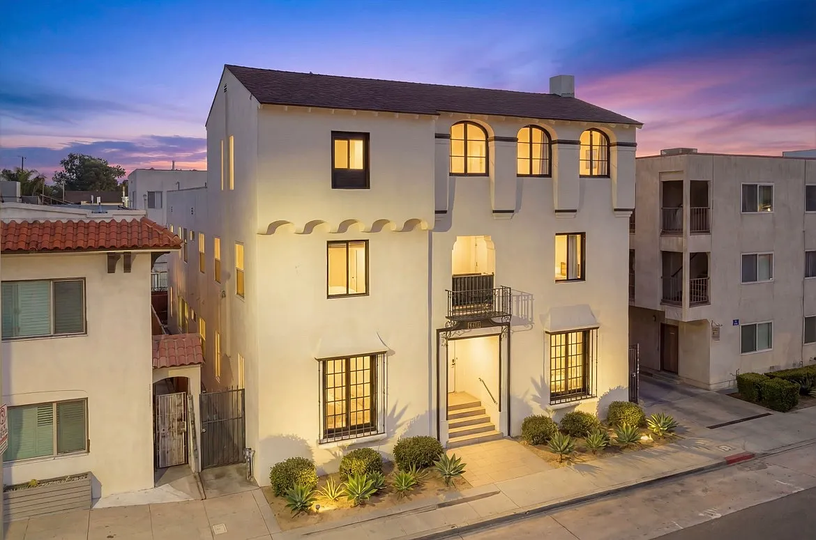 1 bed, 875 sqft, $2,500 — Photo 2